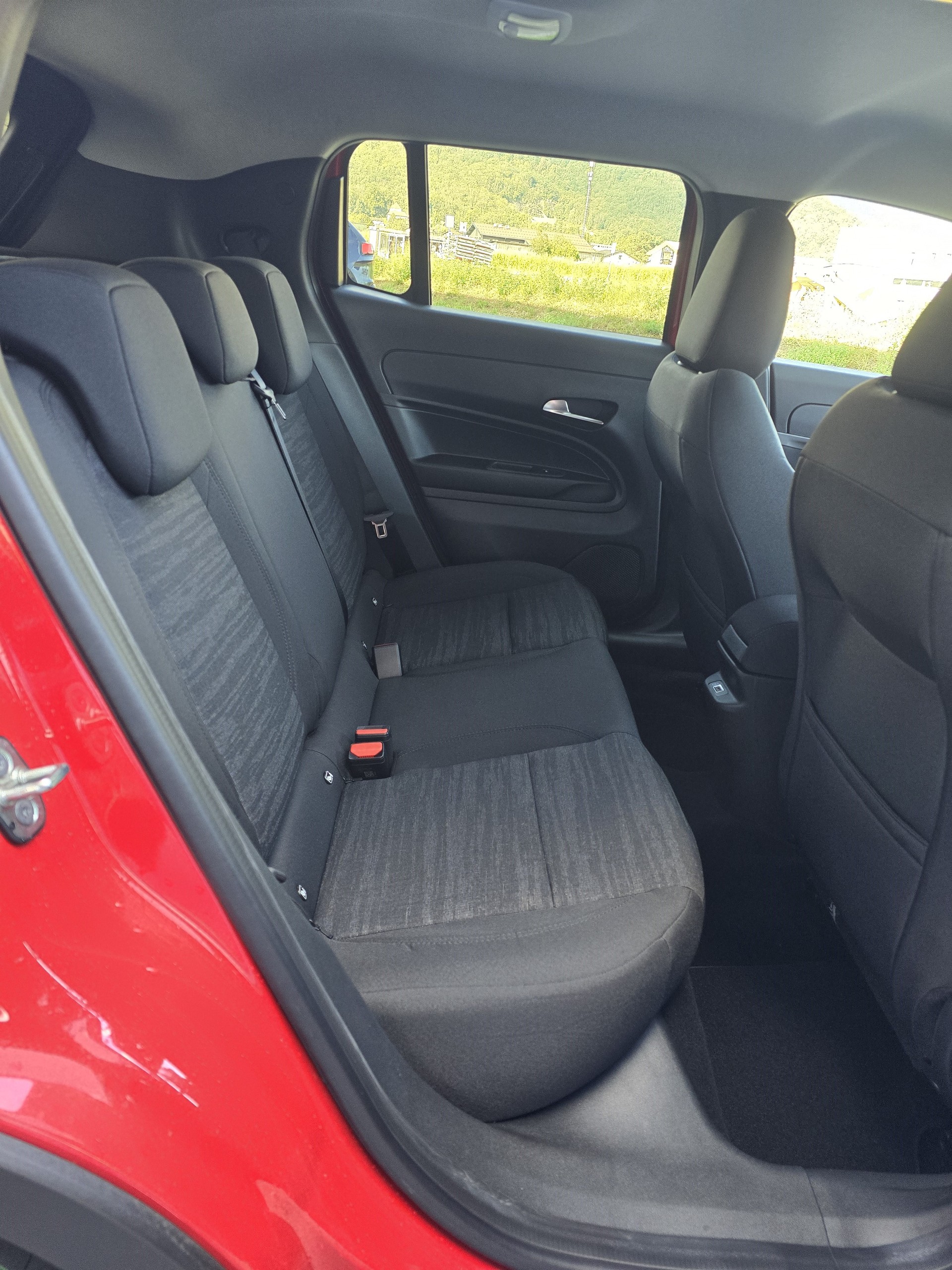 JEEP Avenger 54kWh Longitude Business-image-13