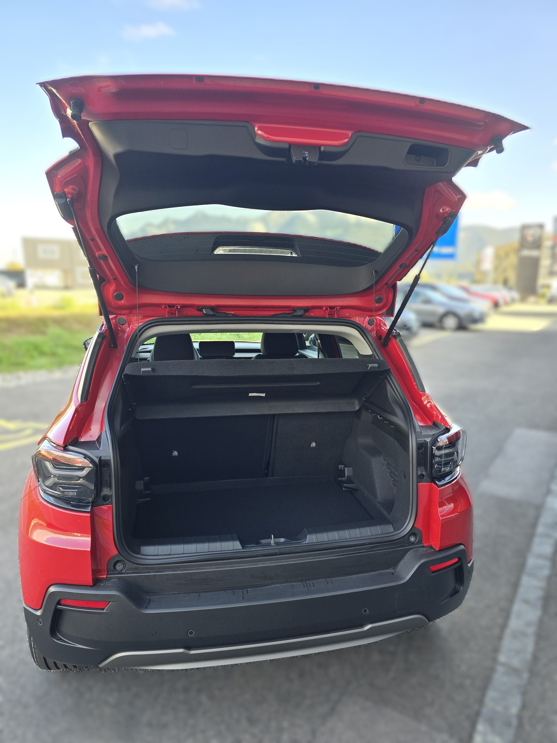 JEEP Avenger 54kWh Longitude Business-image-17