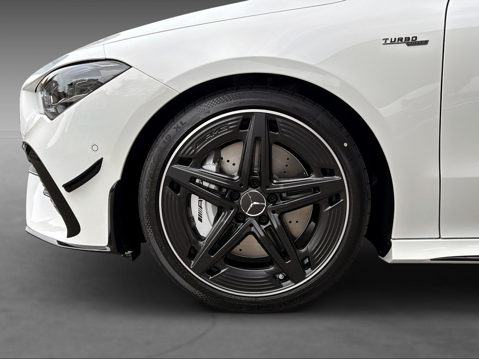 MERCEDES-BENZ CLA 35 AMG 4Matic 8G-DCT-image-5