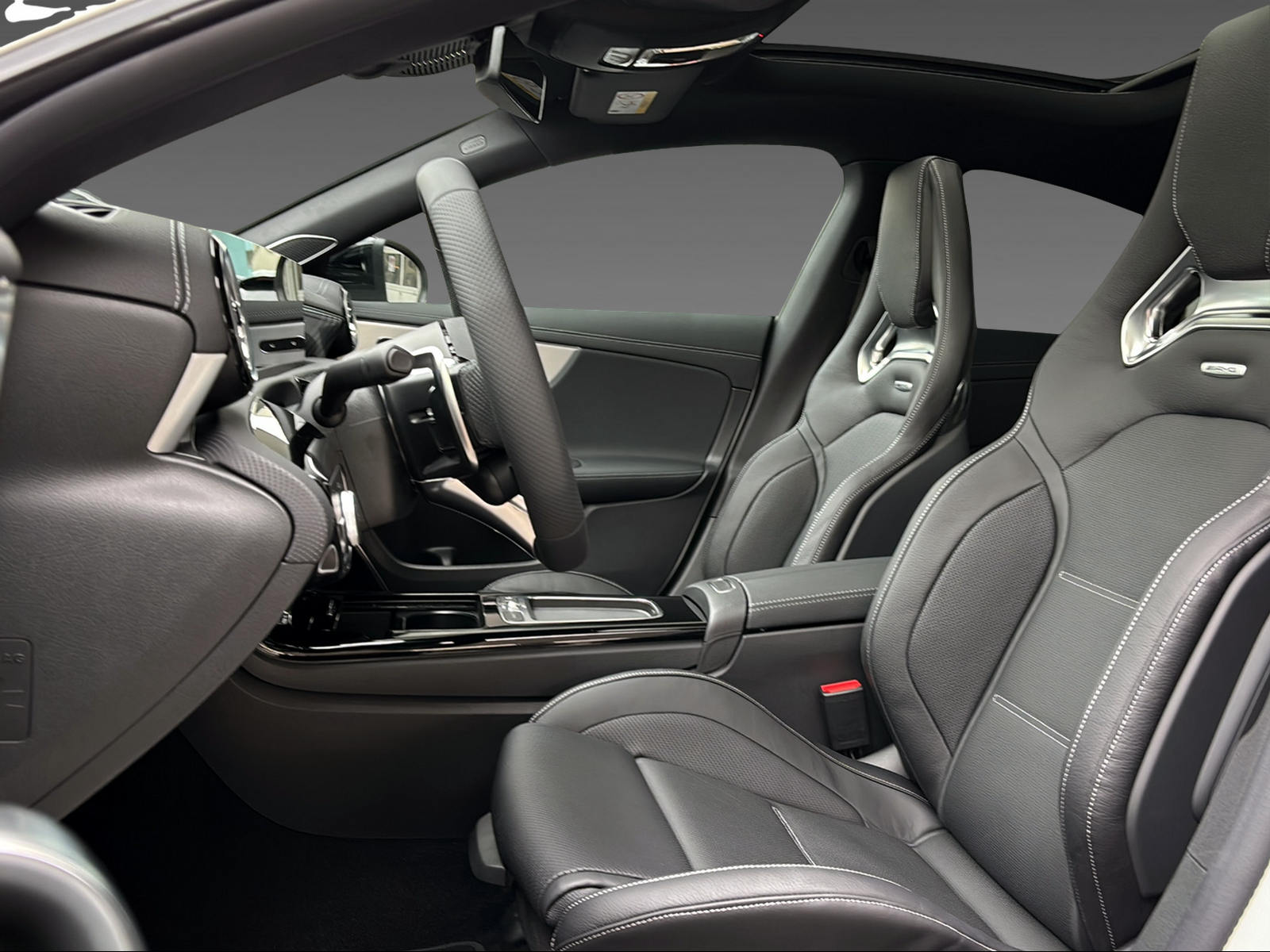 MERCEDES-BENZ CLA 35 AMG 4Matic 8G-DCT-image-6