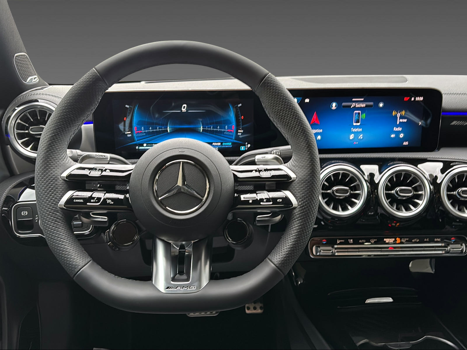 MERCEDES-BENZ CLA 35 AMG 4Matic 8G-DCT-image-8