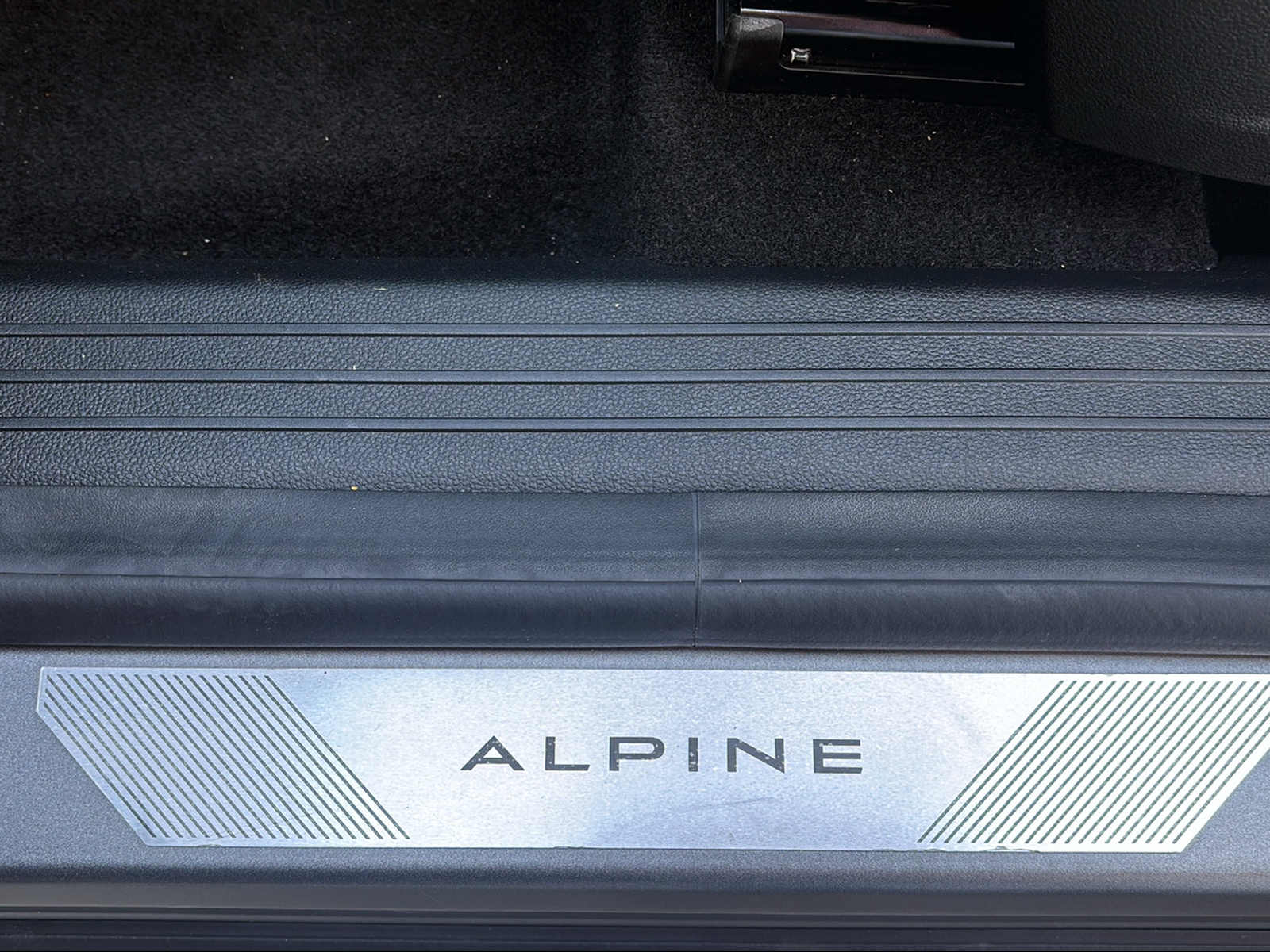 RENAULT Espace 1.2 E-Tech 200 Esprit Alpine 5-Sitze-image-16