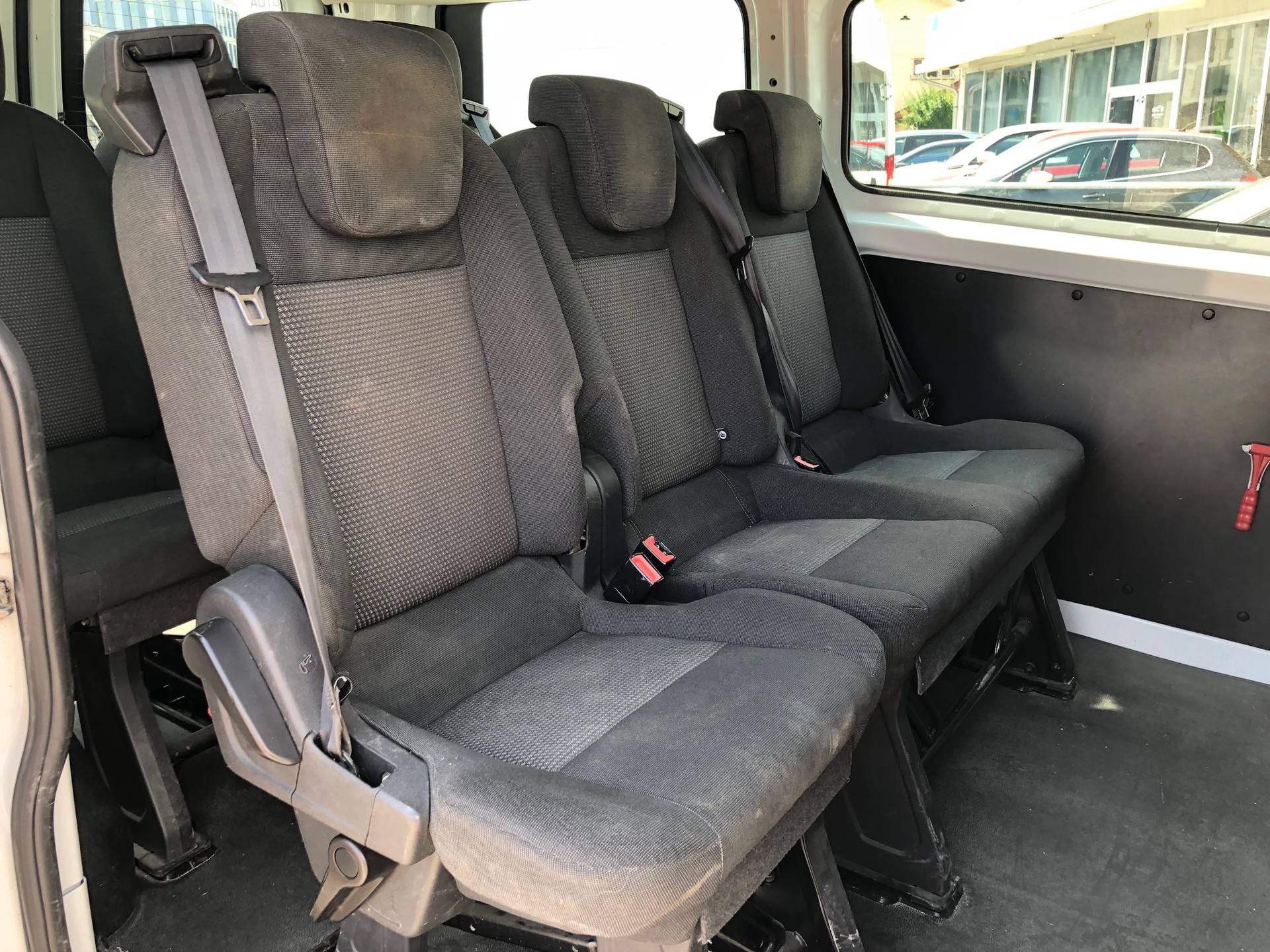 FORD Transit Custom 300 L1H1 Level 3 - 9 Places-image-17