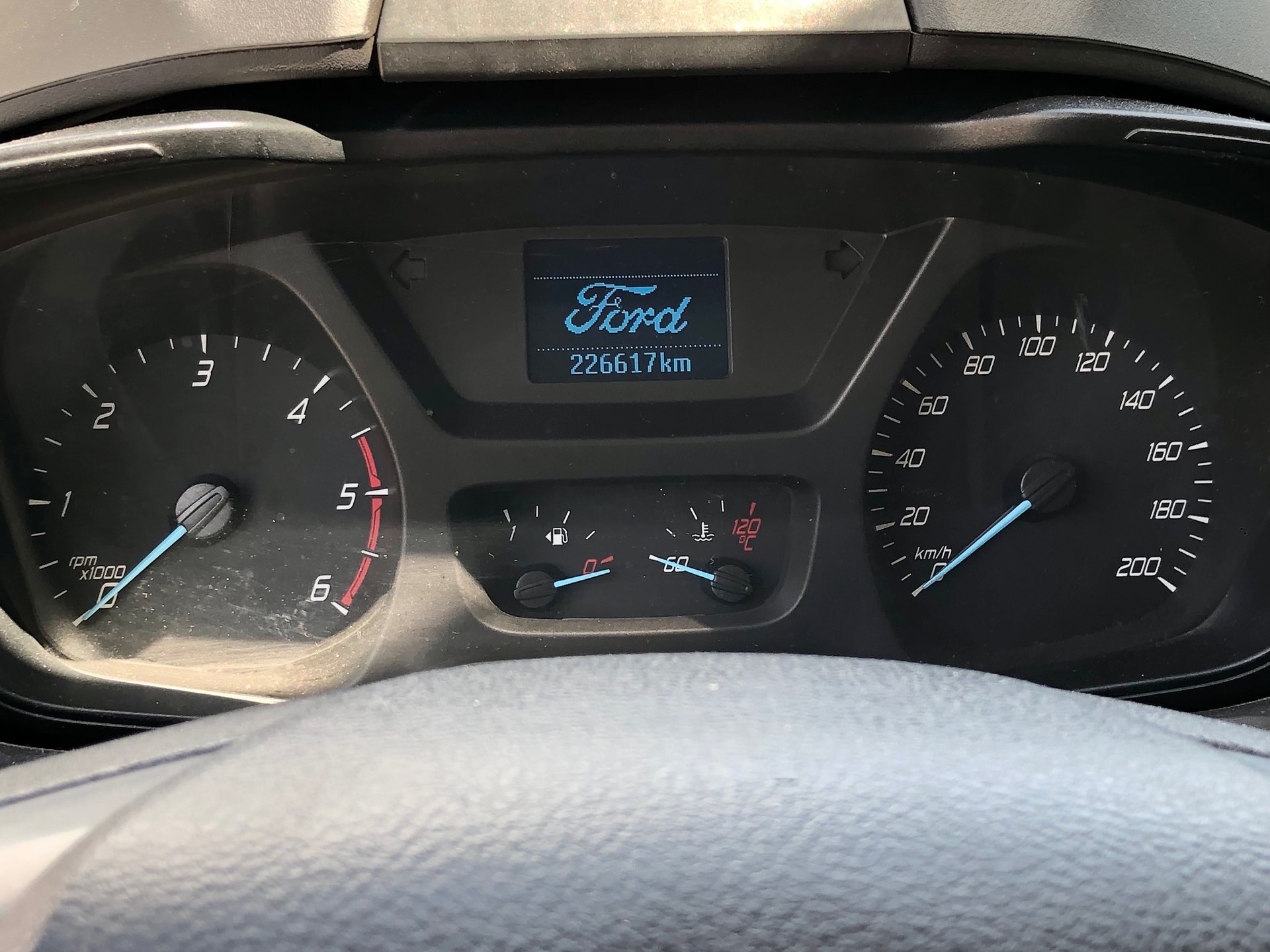 FORD Transit Custom 300 L1H1 Level 3 - 9 Places-image-12