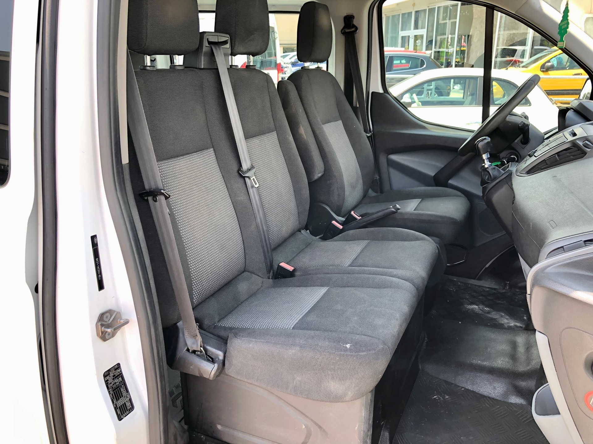FORD Transit Custom 300 L1H1 Level 3 - 9 Places-image-19