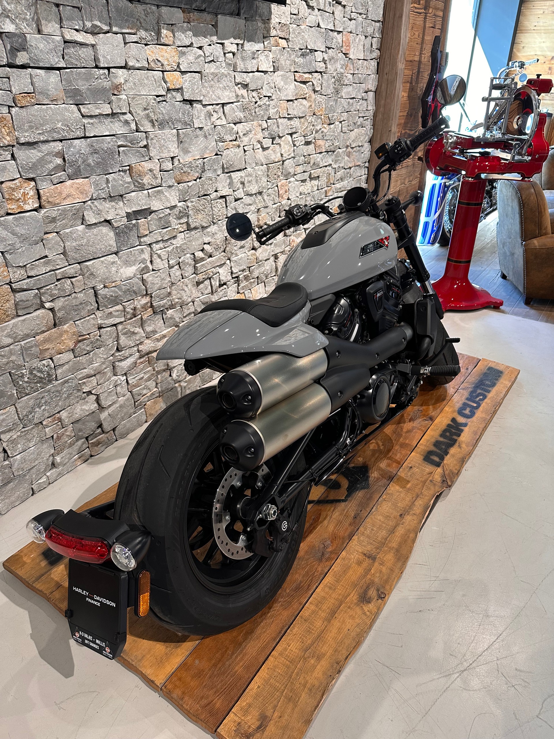 HARLEY-DAVIDSON Sportster S 1250-showroom-element-2