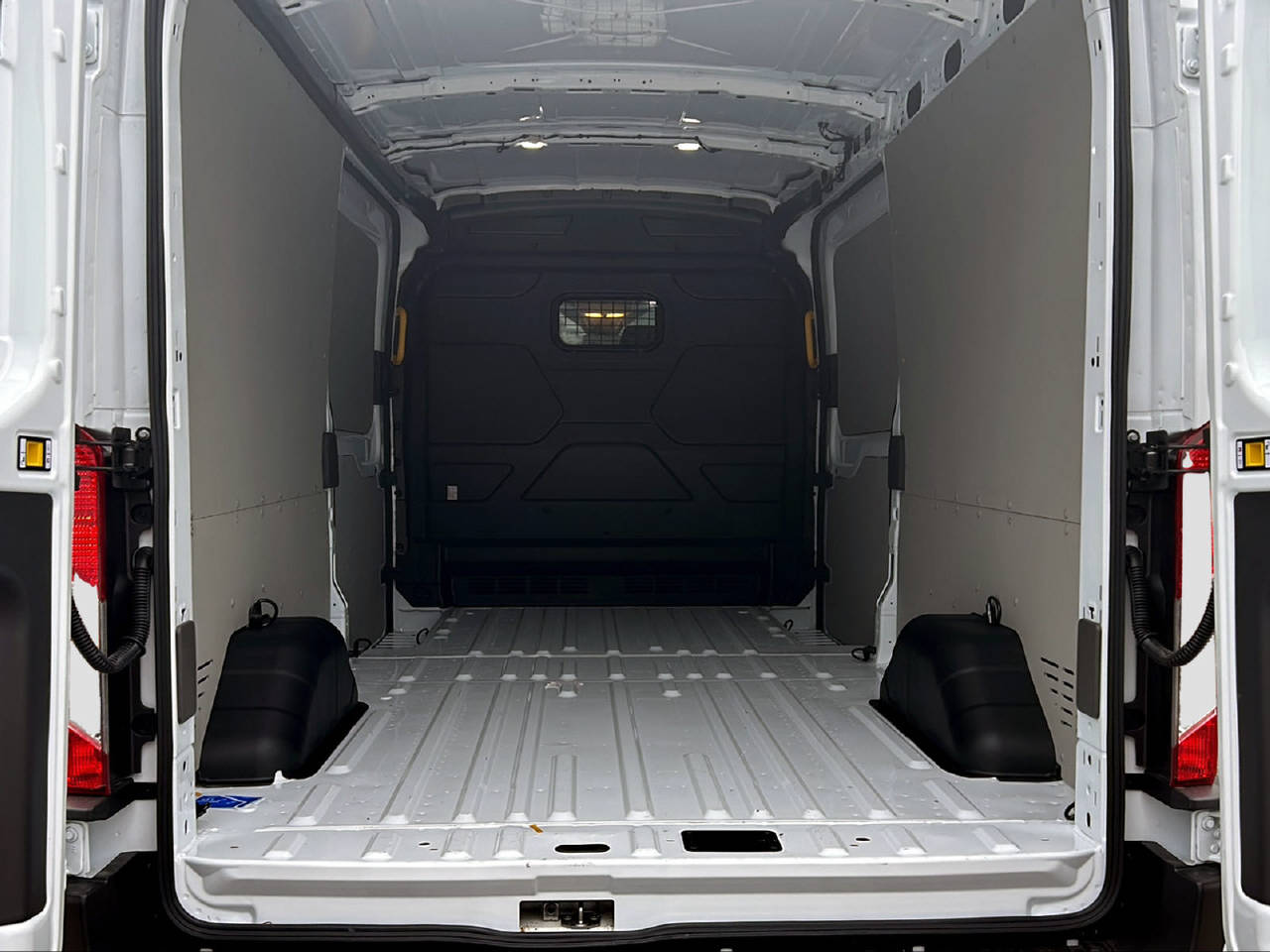 FORD Transit Van 350 L3H2 2.0 EcoBlue 165 Trend-image-11