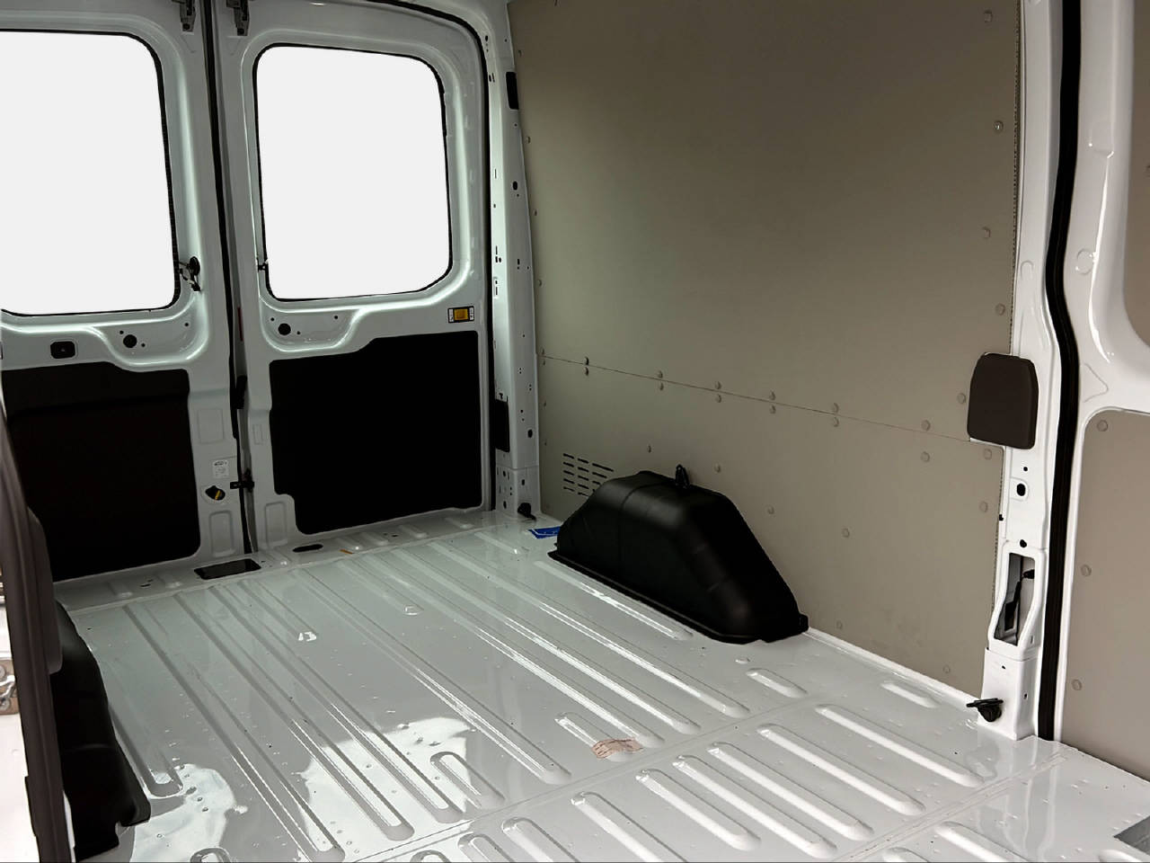 FORD Transit Van 350 L3H2 2.0 EcoBlue 165 Trend-image-12