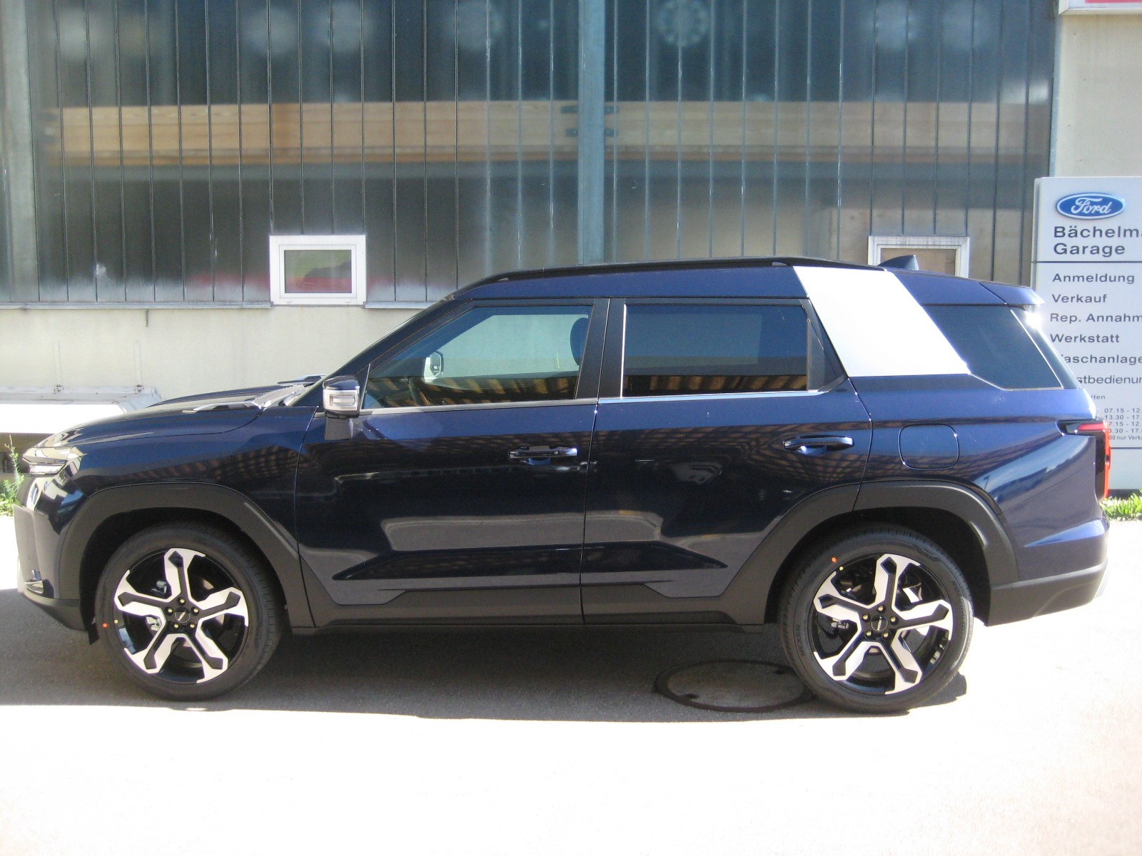 KGM-SsangYong Torres 1.5 TGDI Hybrid Titanium AT-image-1