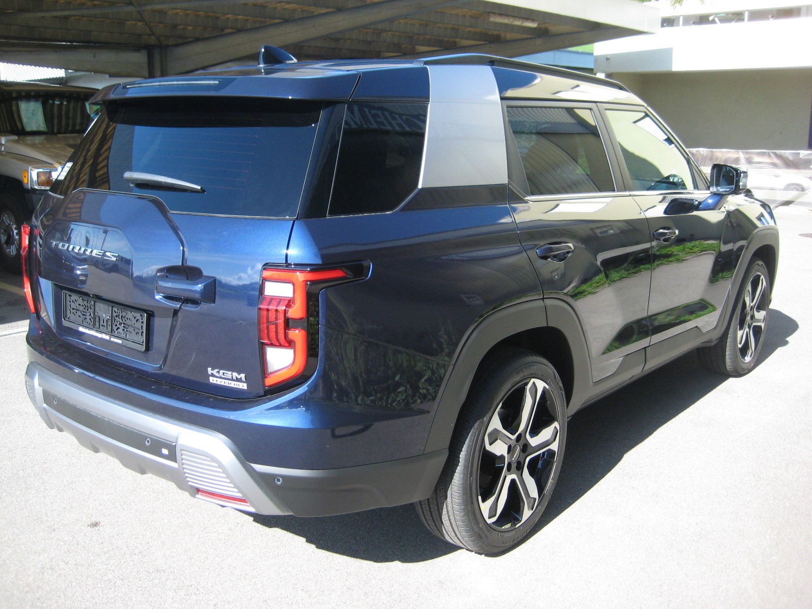 KGM-SsangYong Torres 1.5 TGDI Hybrid Titanium AT-image-3