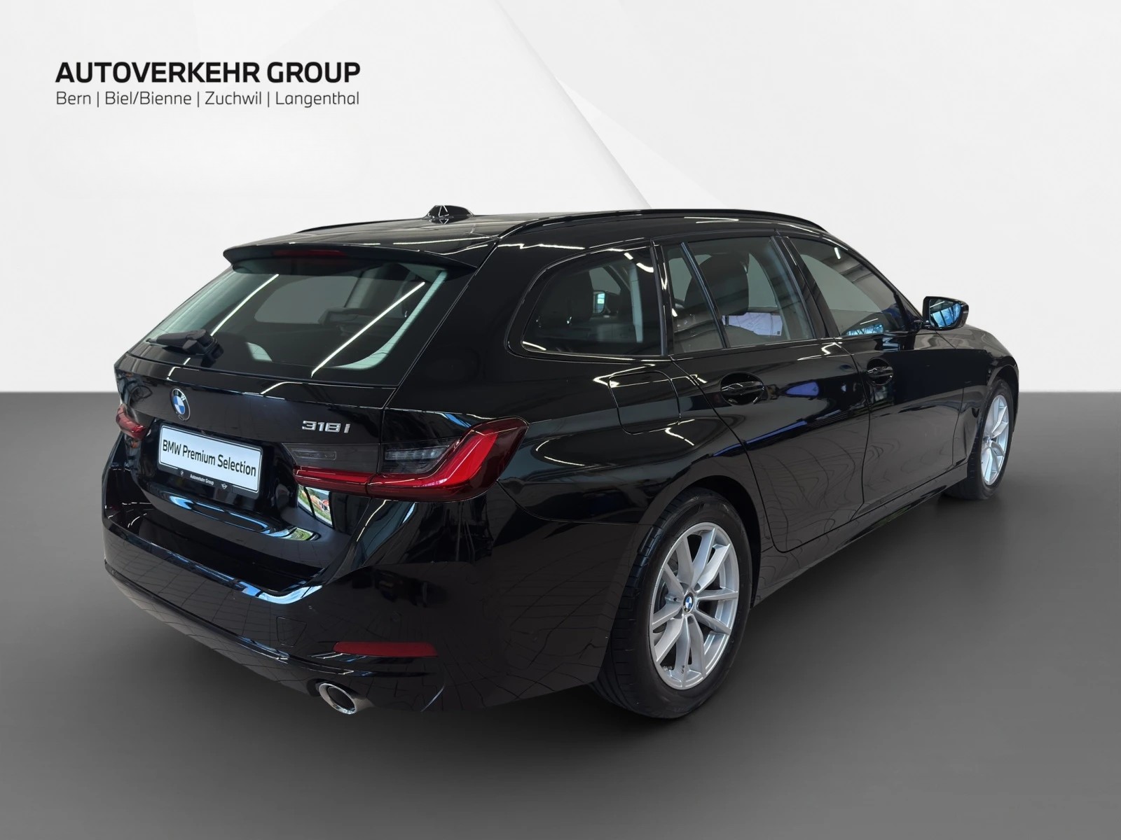 BMW 318i Touring-image-5