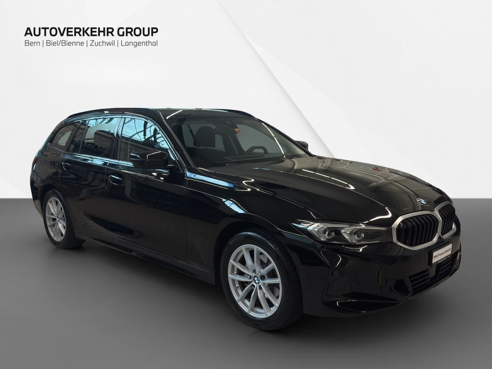 BMW 318i Touring-image-7