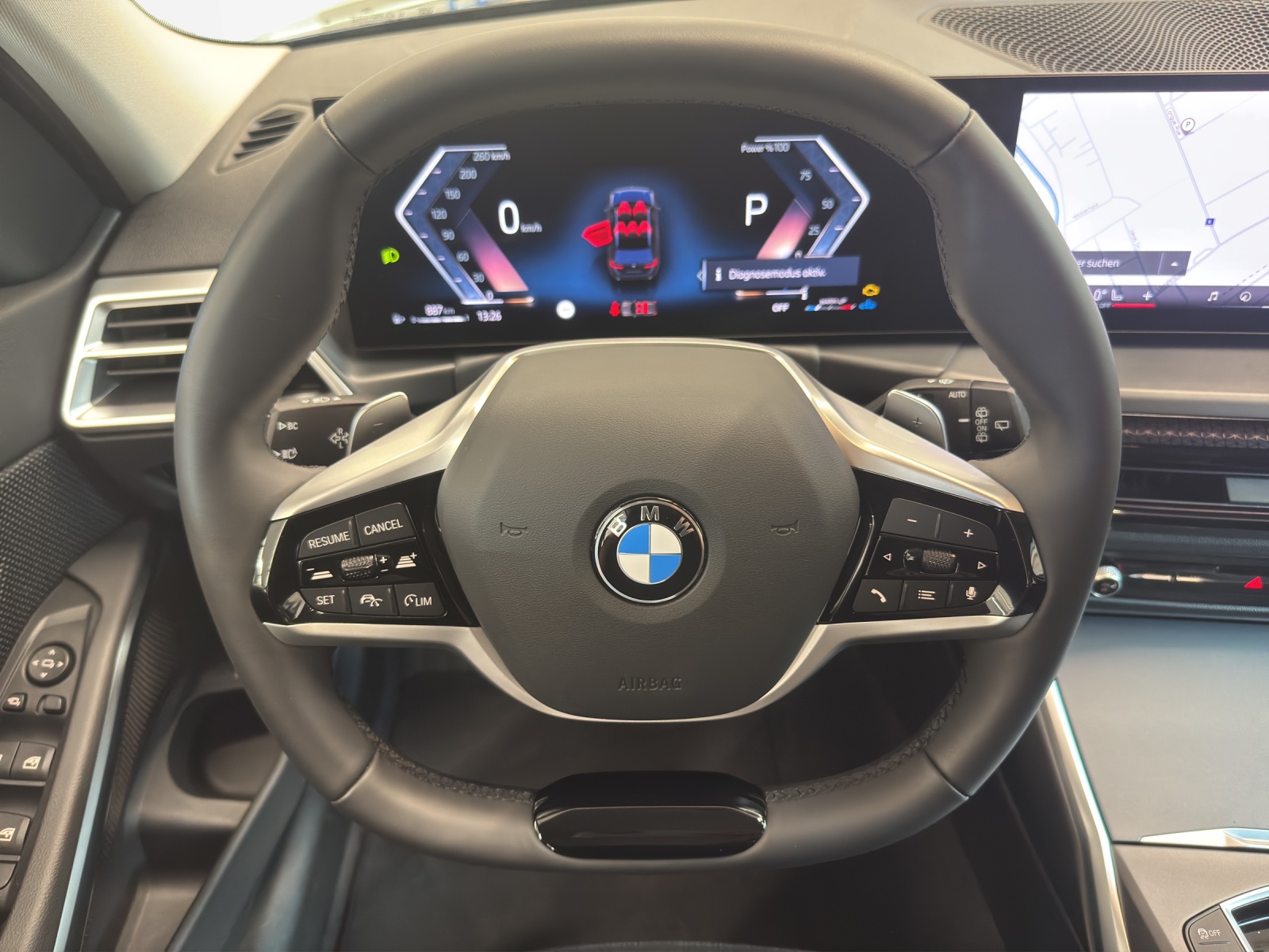 BMW 318i Touring-image-11