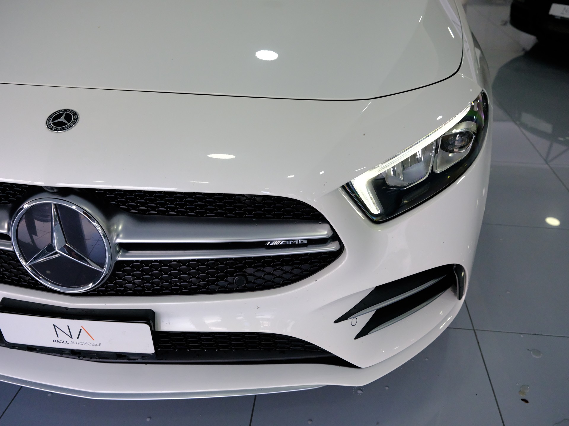 MERCEDES-BENZ A 35 AMG 4Matic Speedshift-image-10