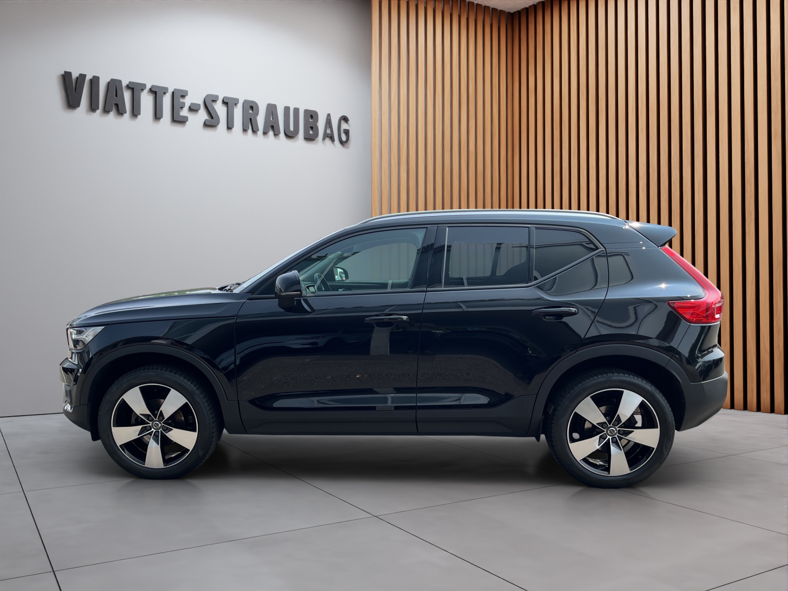 VOLVO XC40 1.5 T2 Xcite-image-6