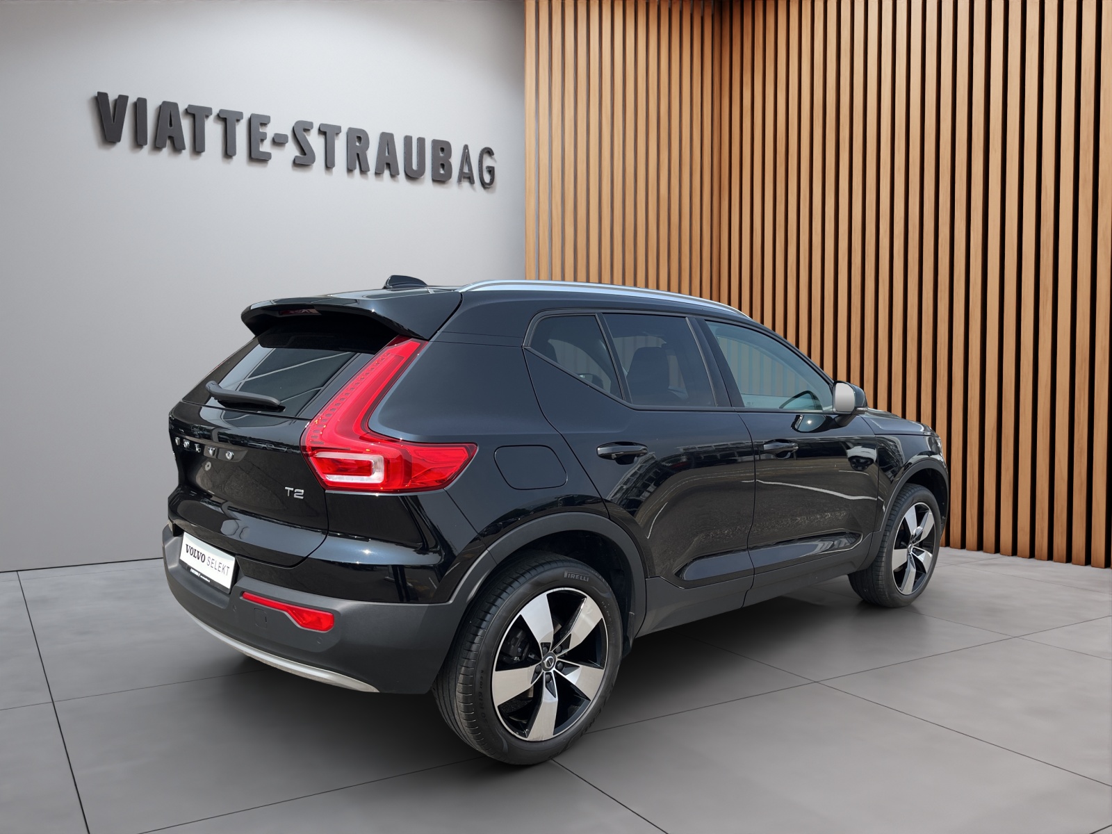 VOLVO XC40 1.5 T2 Xcite-image-4