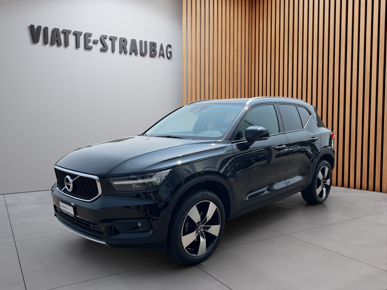 VOLVO XC40 1.5 T2 Xcite-image-0