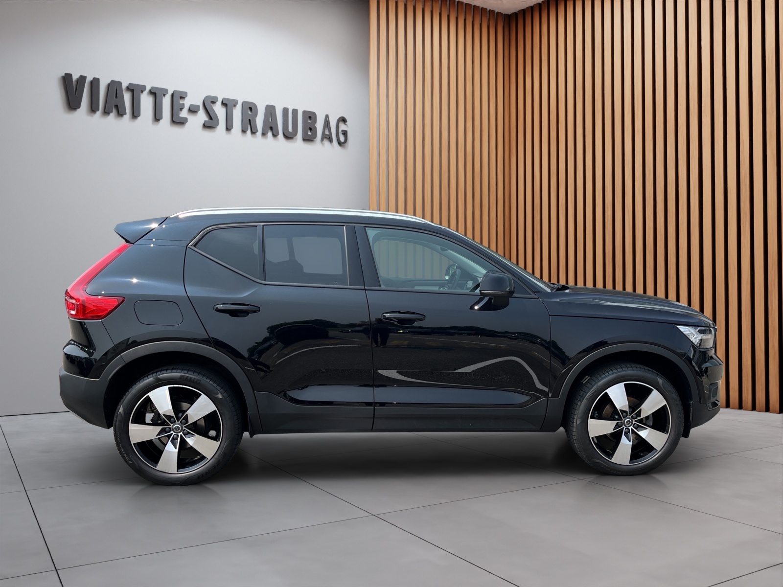 VOLVO XC40 1.5 T2 Xcite-image-3