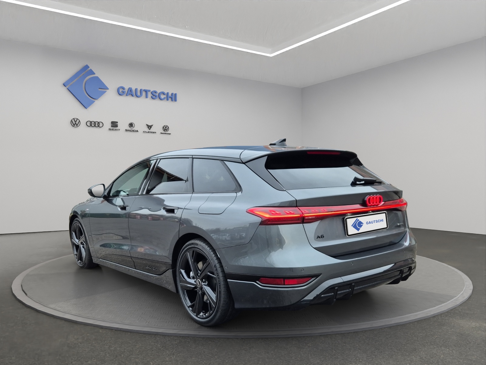 AUDI A6 Avant e-tron quattro-image-2