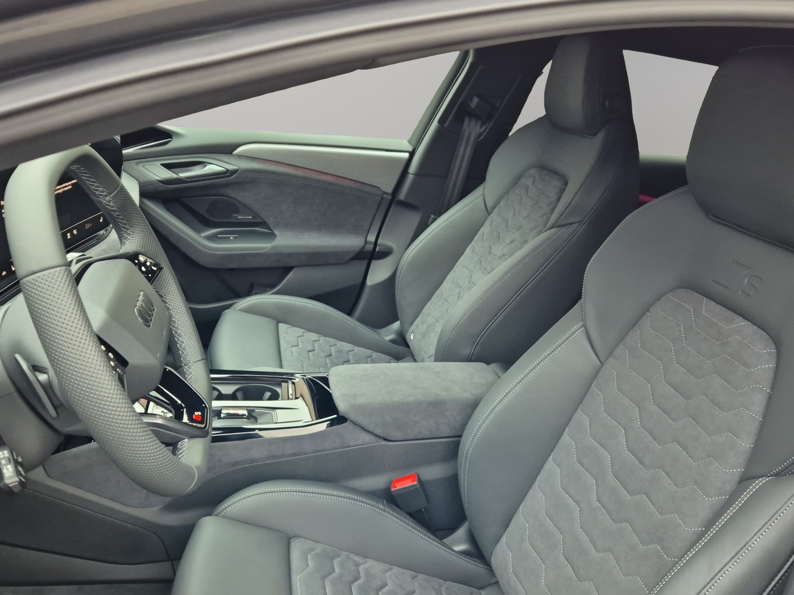 AUDI A6 Avant e-tron quattro-image-5