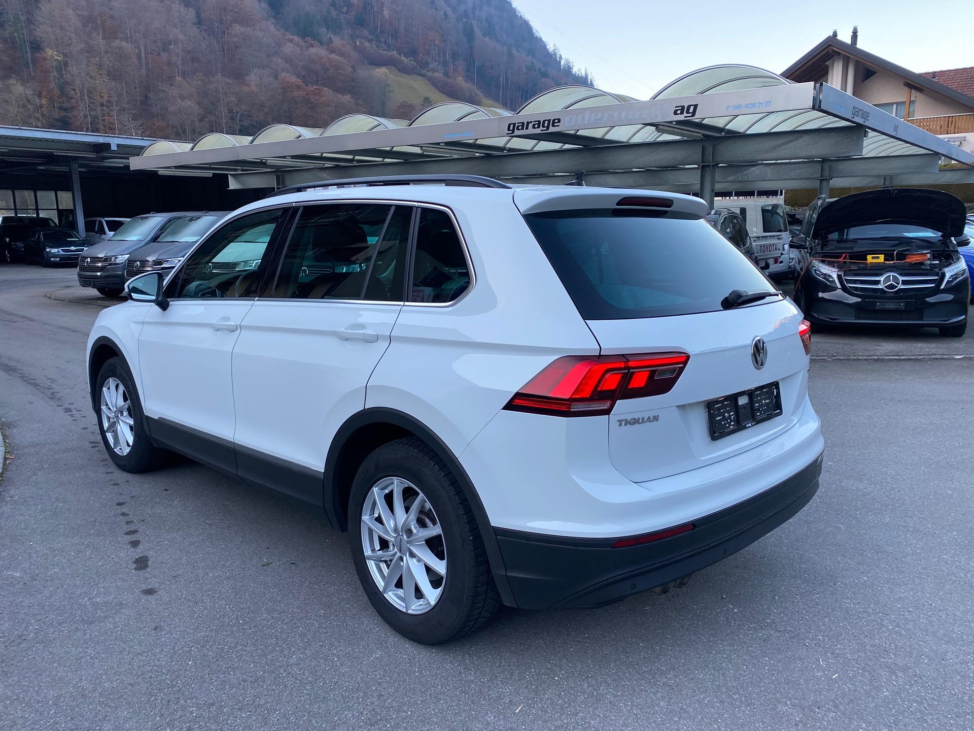 VW Tiguan 2.0 TDI SCR Comfortline 4Motion DSG-image-8
