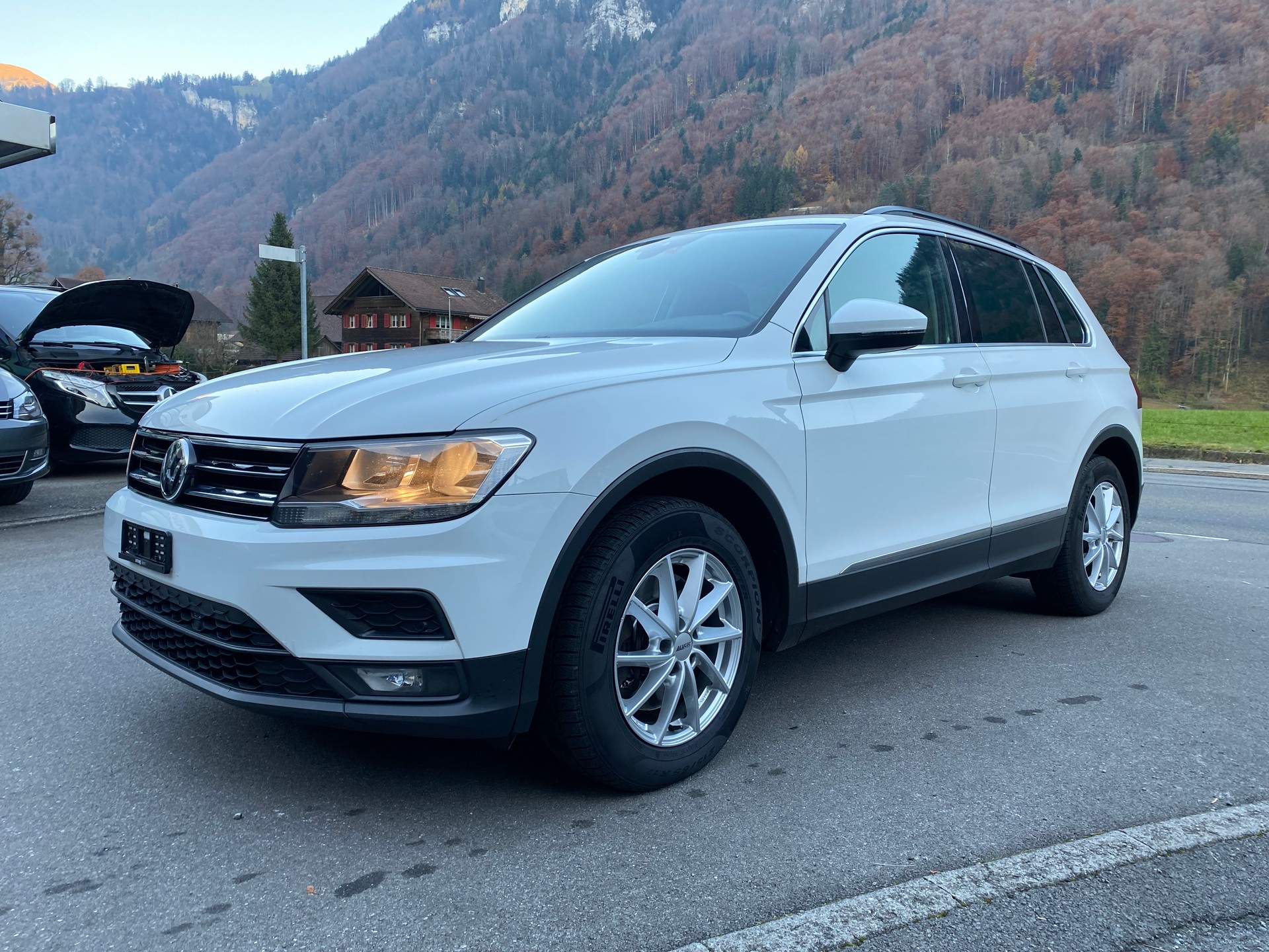 VW Tiguan 2.0 TDI SCR Comfortline 4Motion DSG-image-0