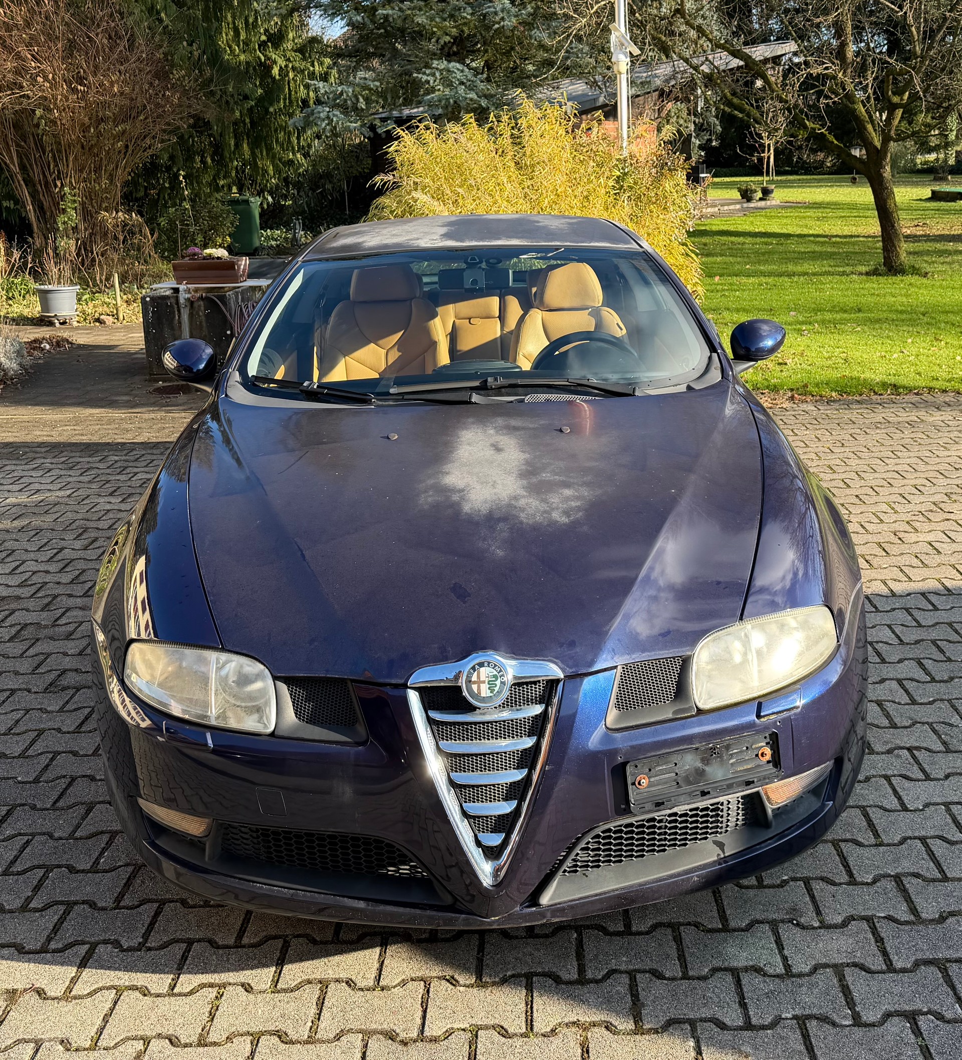 ALFA ROMEO GT 2.0 JTS Distinctive SLSPD-image-1