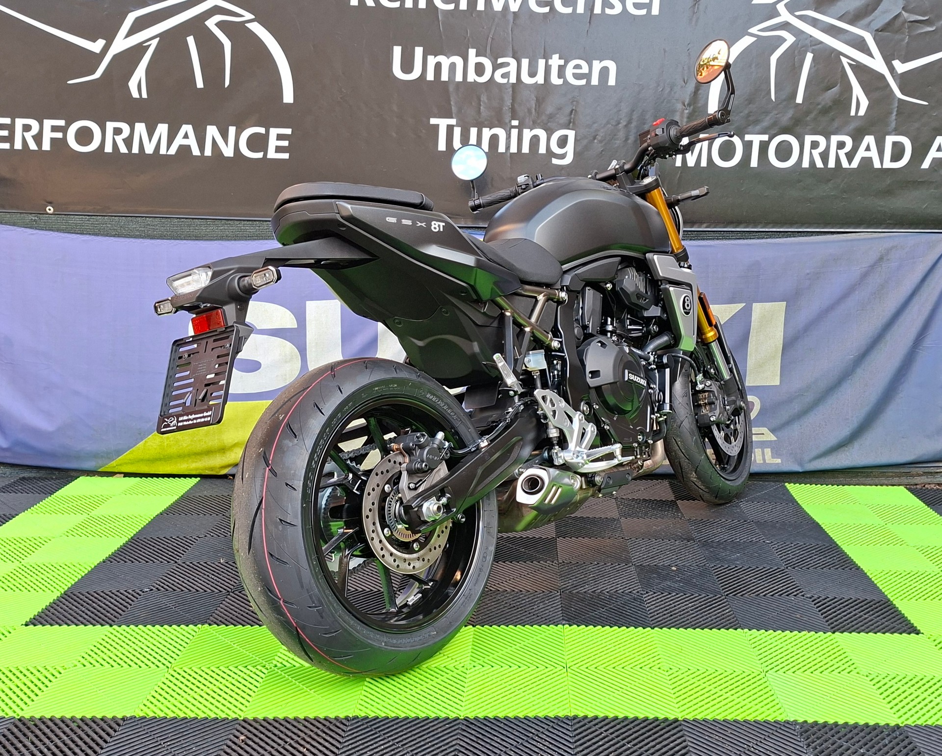 SUZUKI GSX 8T-image-5
