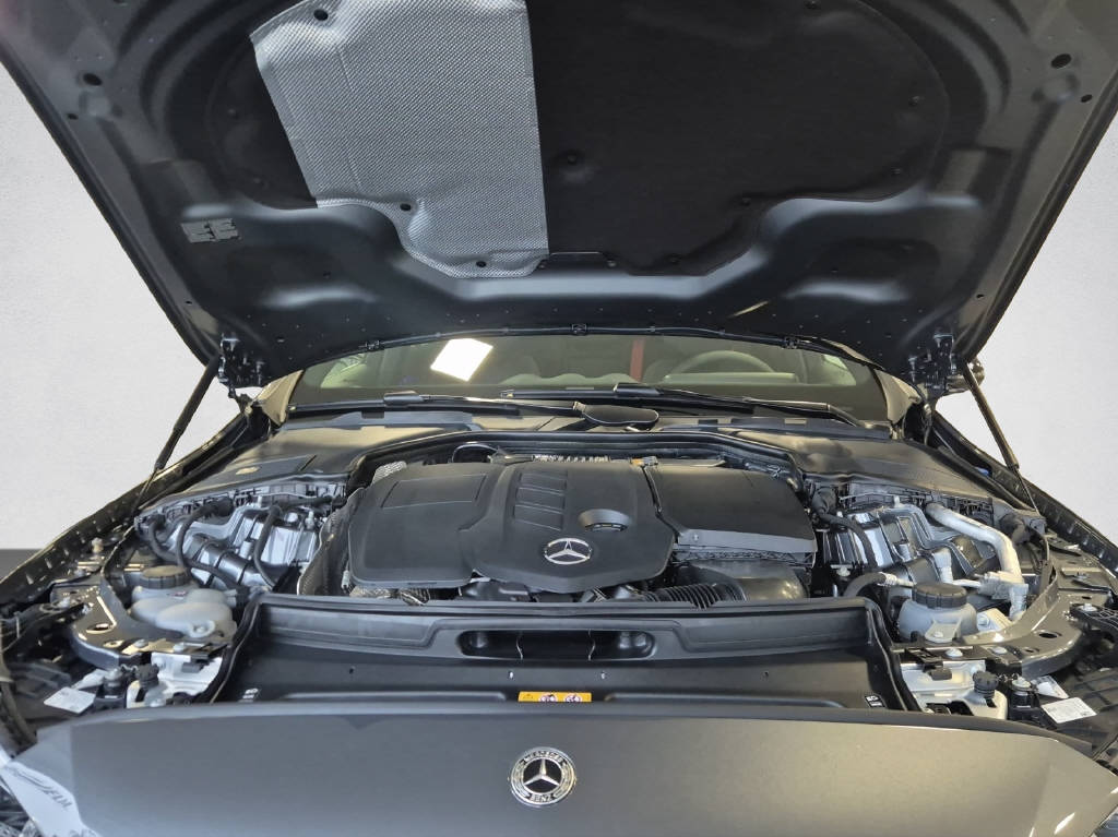 MERCEDES-BENZ C 220 d AMG Line 4Matic Swiss Star T-Modell-image-8