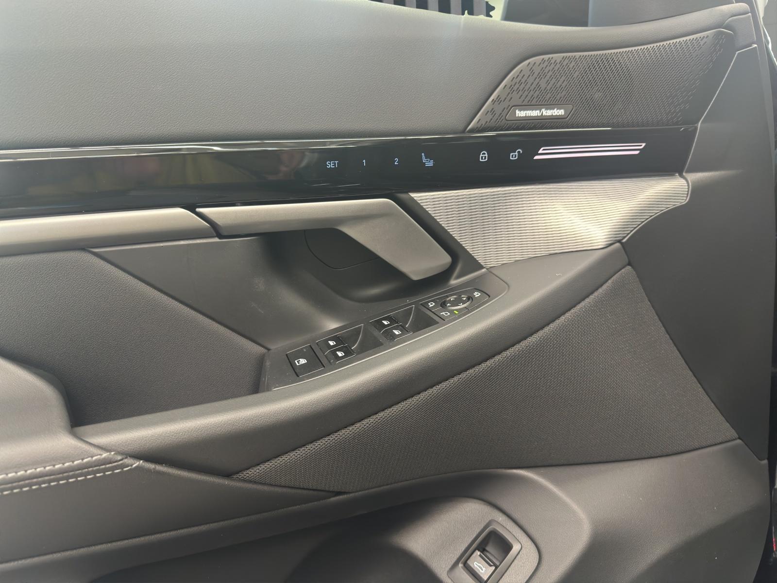 BMW 520d xDrive Touring M Sportpaket-image-17
