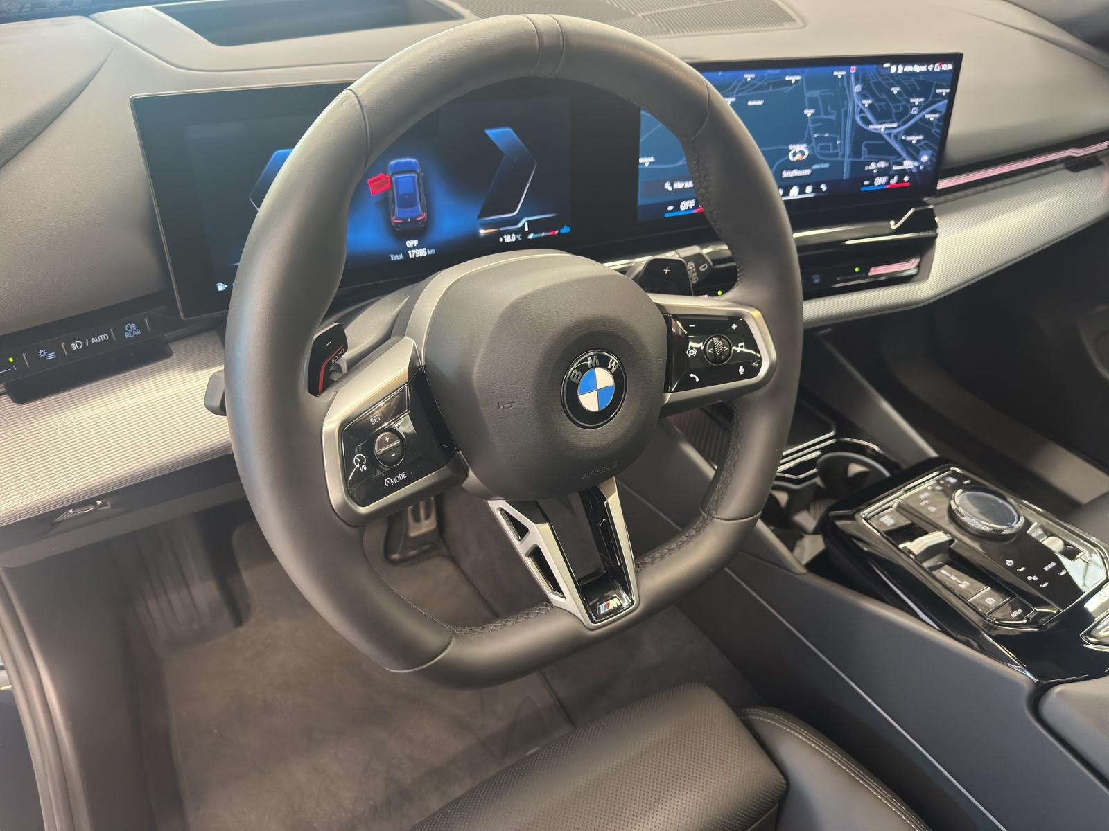 BMW 520d xDrive Touring M Sportpaket-image-13