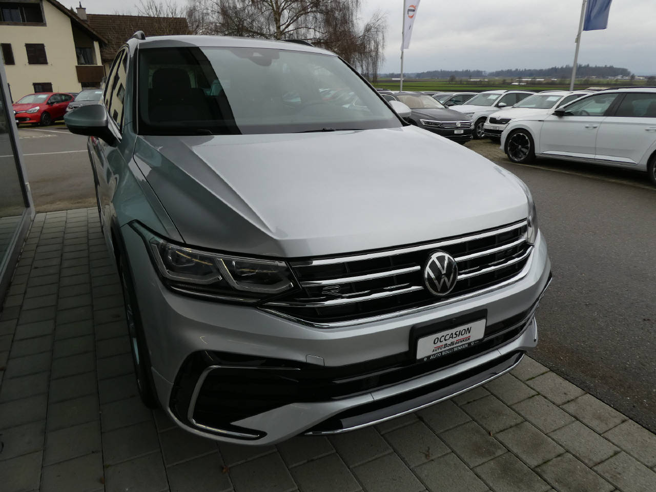 VW Tiguan 1.4 TSI PHEV R-Line SELECTION DSG-image-3