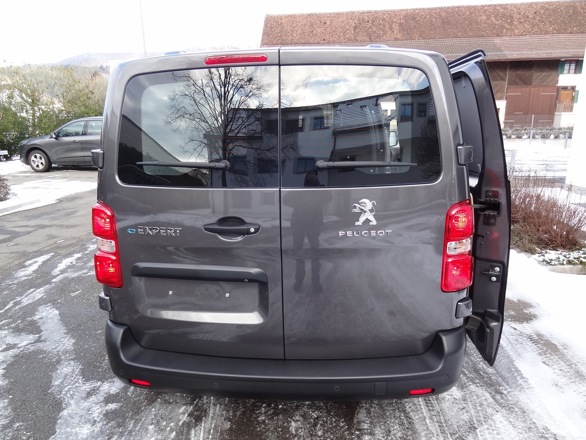 PEUGEOT Expert 75 KWh Standard-image-18