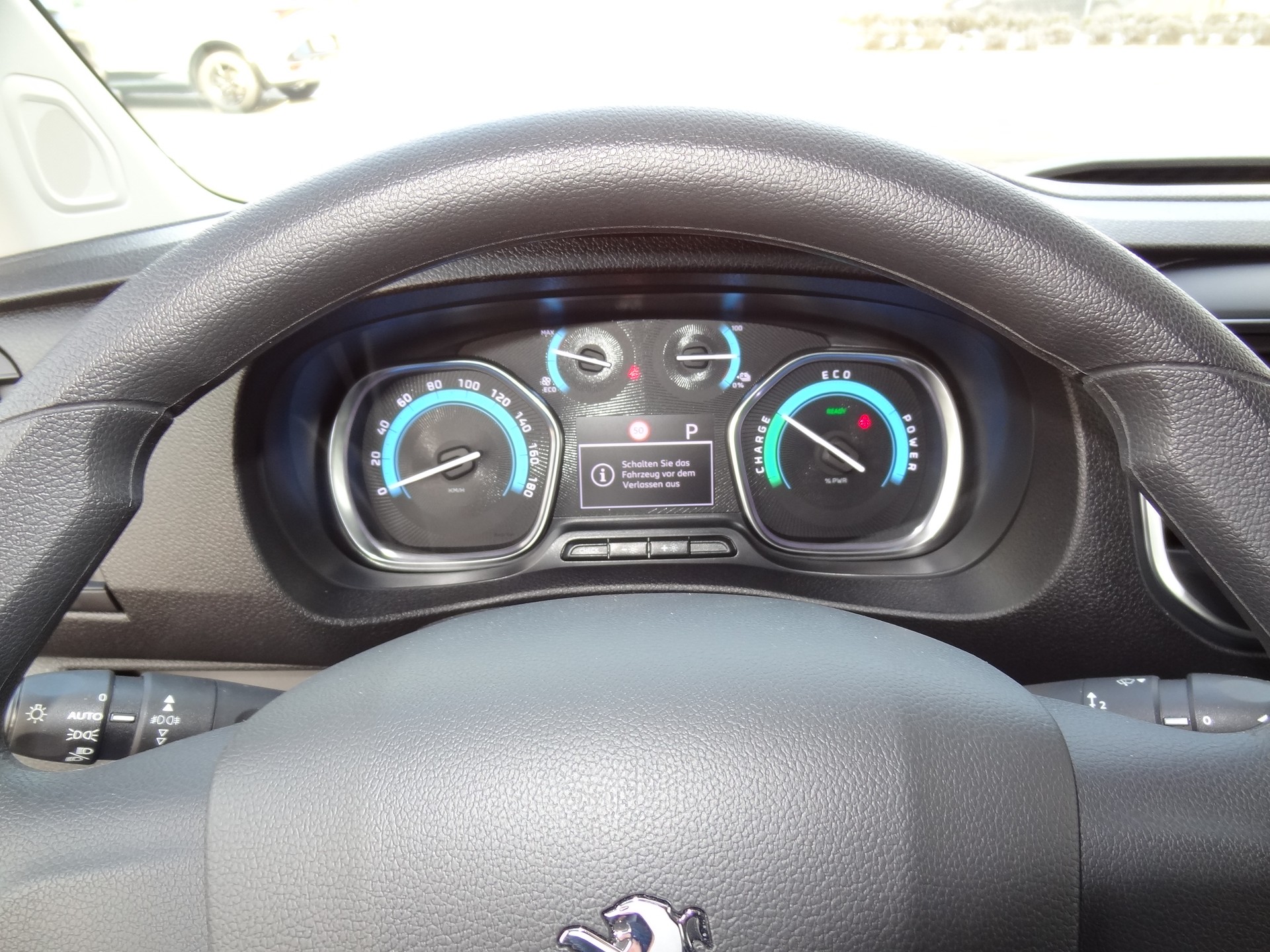 PEUGEOT Expert 75 KWh Standard-image-5