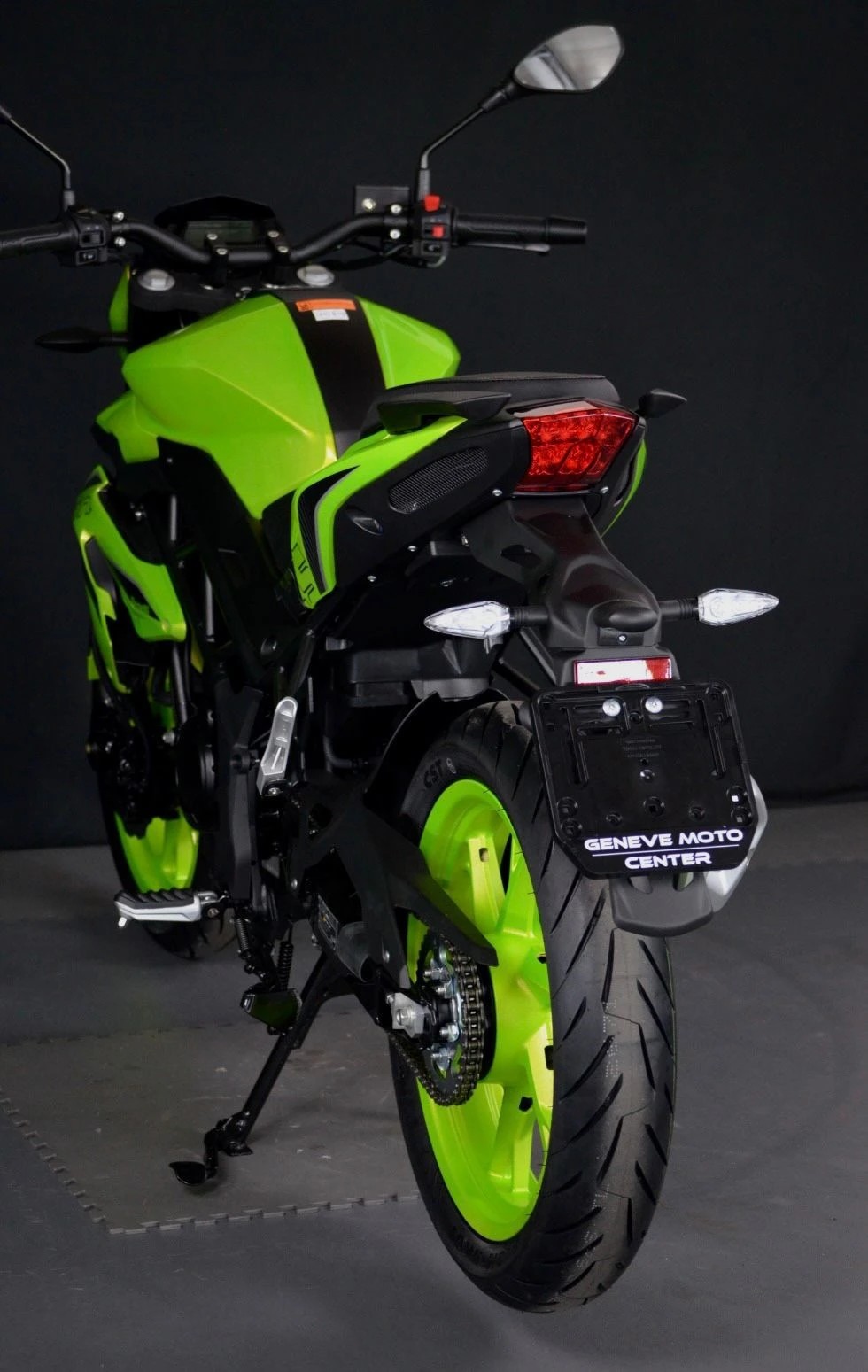 BENELLI BN 125-showroom-element-3