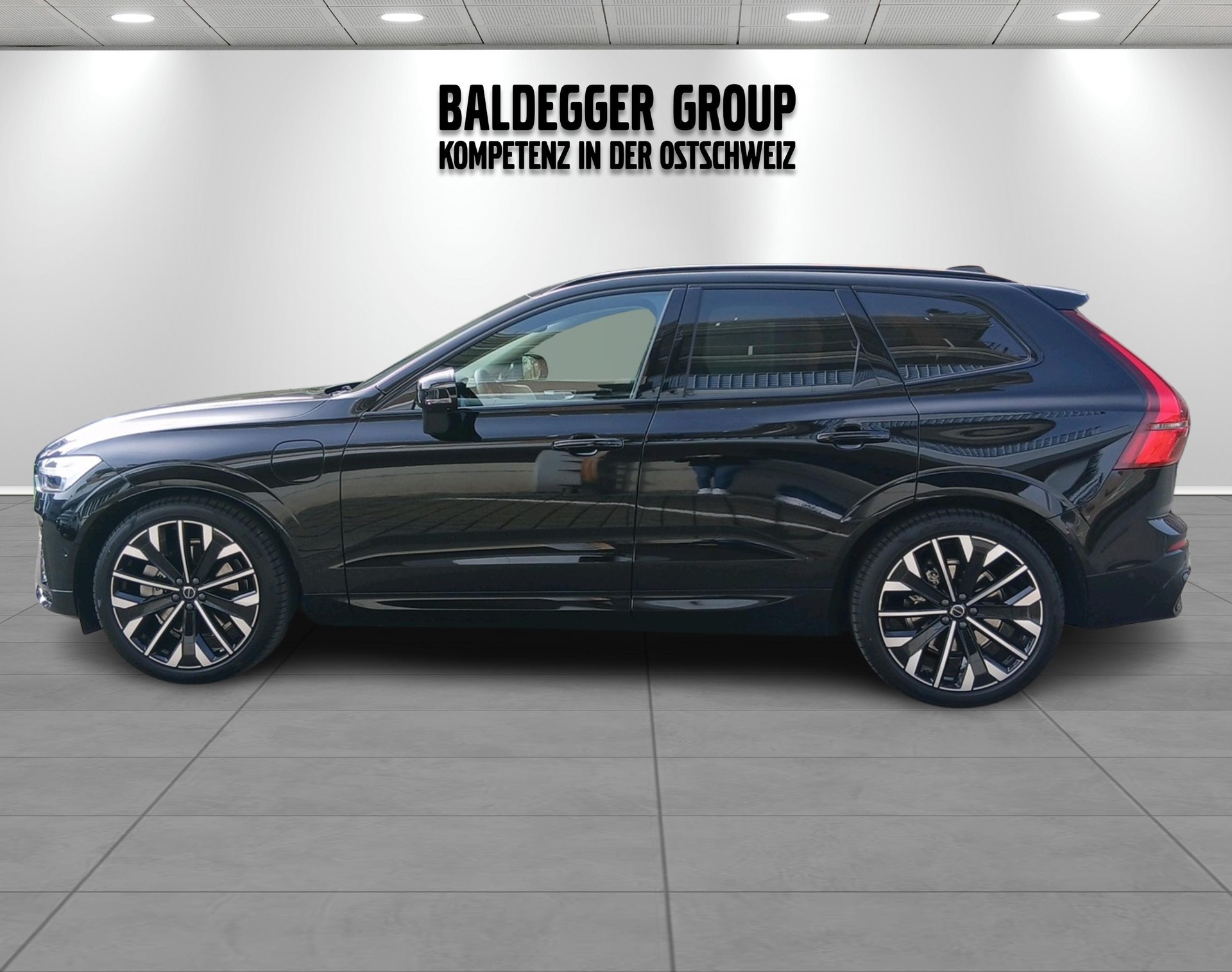 VOLVO XC60 2.0 T8 TE Ultra Dark eAWD-image-8