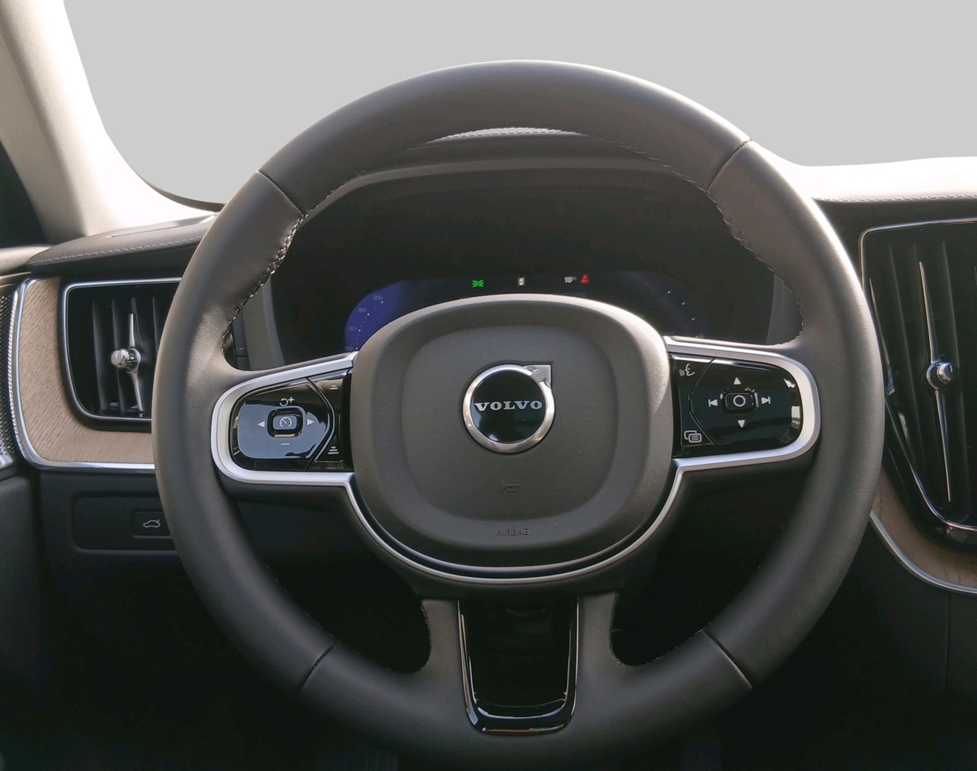VOLVO XC60 2.0 T8 TE Ultra Dark eAWD-image-11
