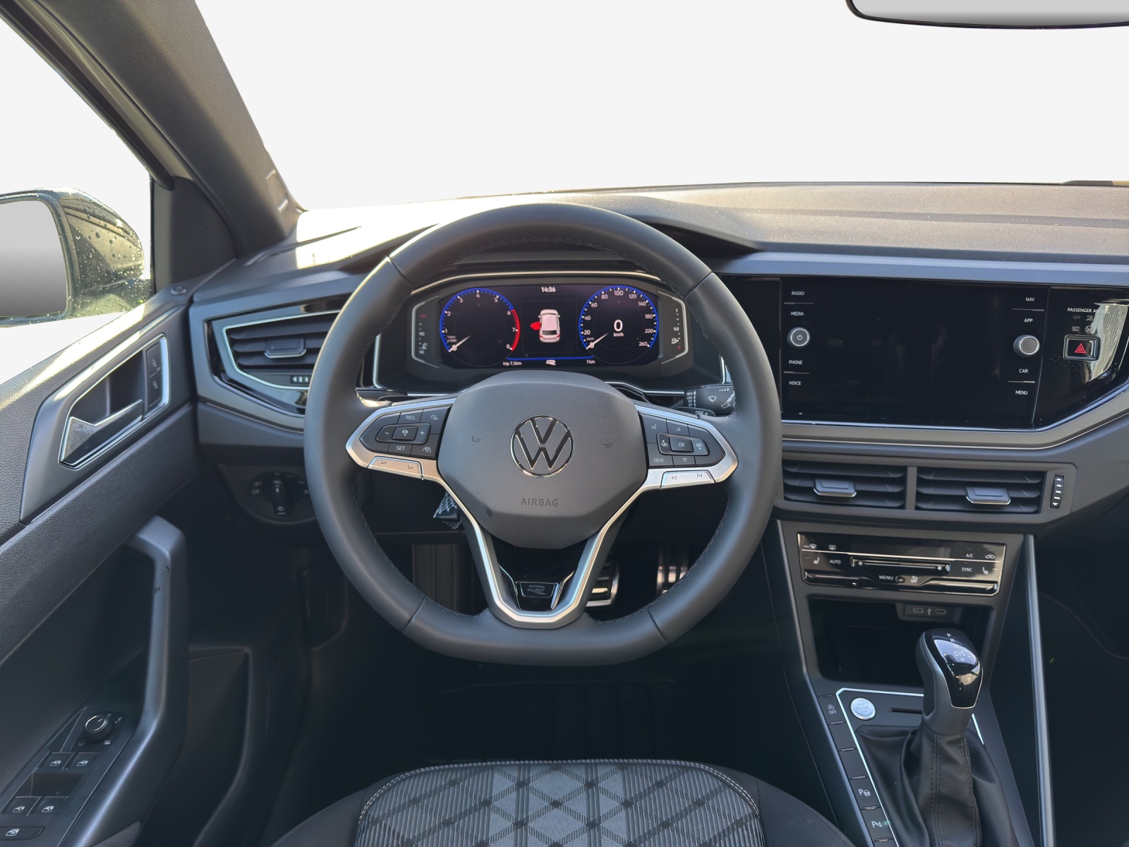 VW Polo 1.0 TSI R-Line United DSG-image-9