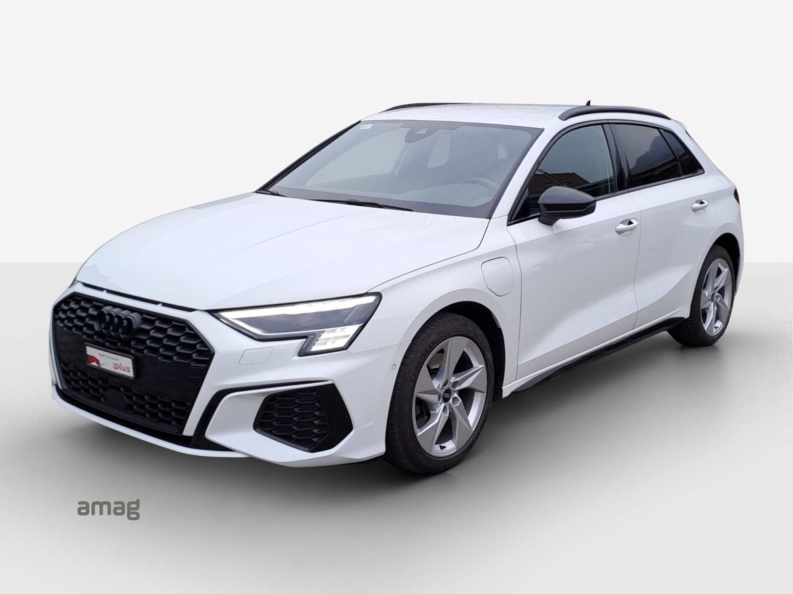 AUDI A3 Sportback 40 TFSI e S line Attraction S-tronic