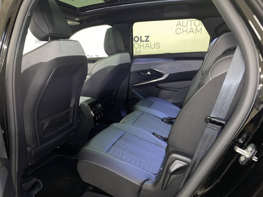 PEUGEOT 5008 1.6 PHEV GT-image-16