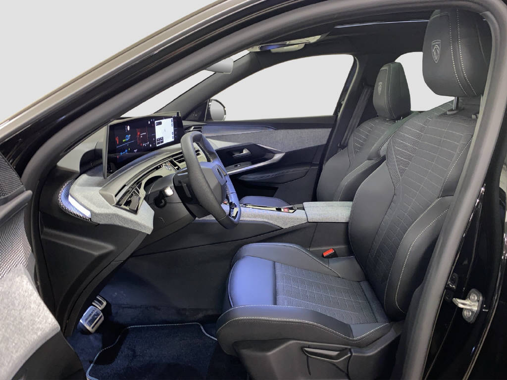 PEUGEOT 5008 1.6 PHEV GT-image-5