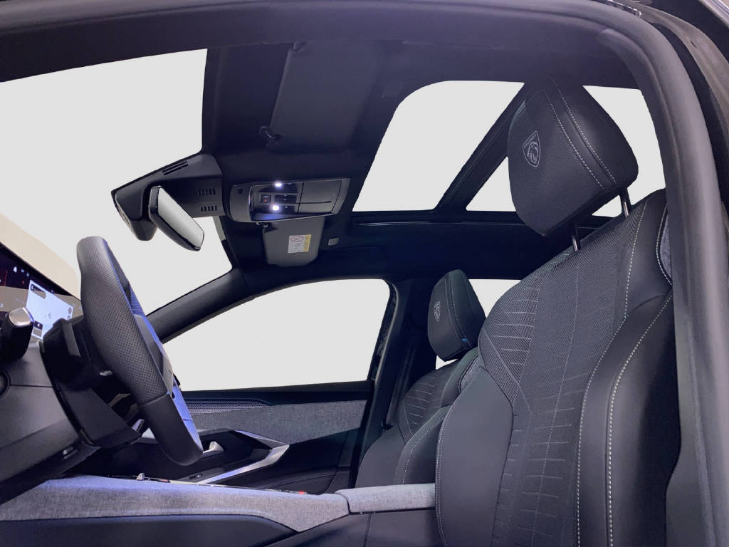 PEUGEOT 5008 1.6 PHEV GT-image-6