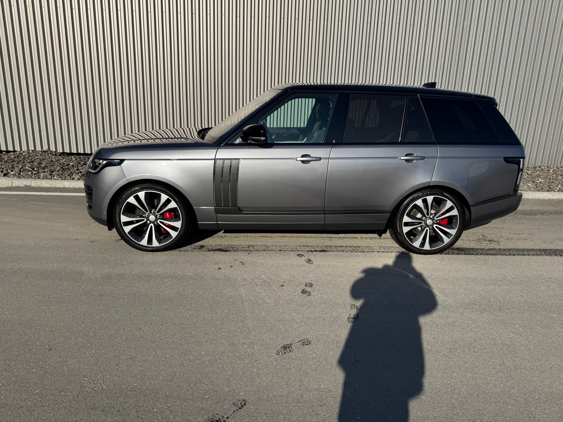 LAND ROVER Range Rover LWB 5.0 V8 S/C SV AB Automatic GARANTIE LAND 01.05.2027-showroom-element-1