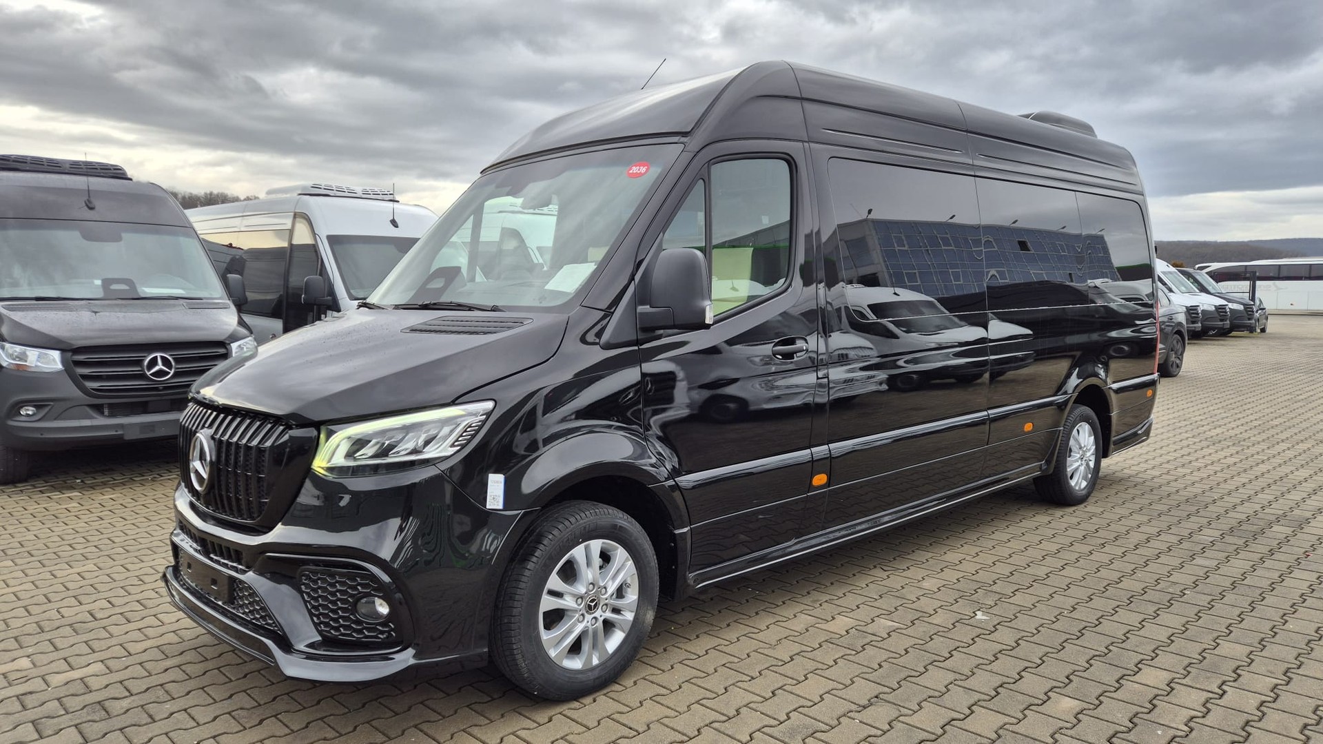 MERCEDES-BENZ MERCEDES-BENZ Sprinter 319 CDI Standard 9G-TRONIC-image-5