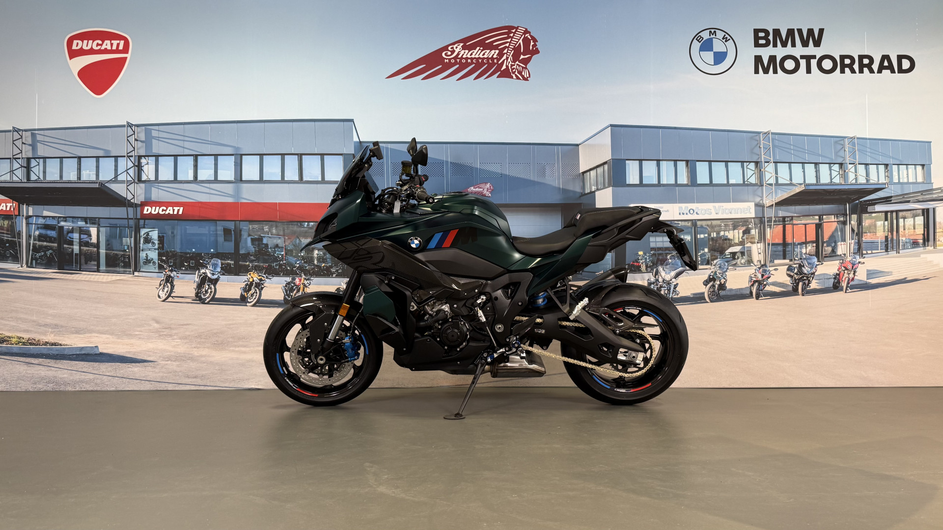BMW M 1000 XR Competition Leasing à partir de 2.9%-showroom-element-3