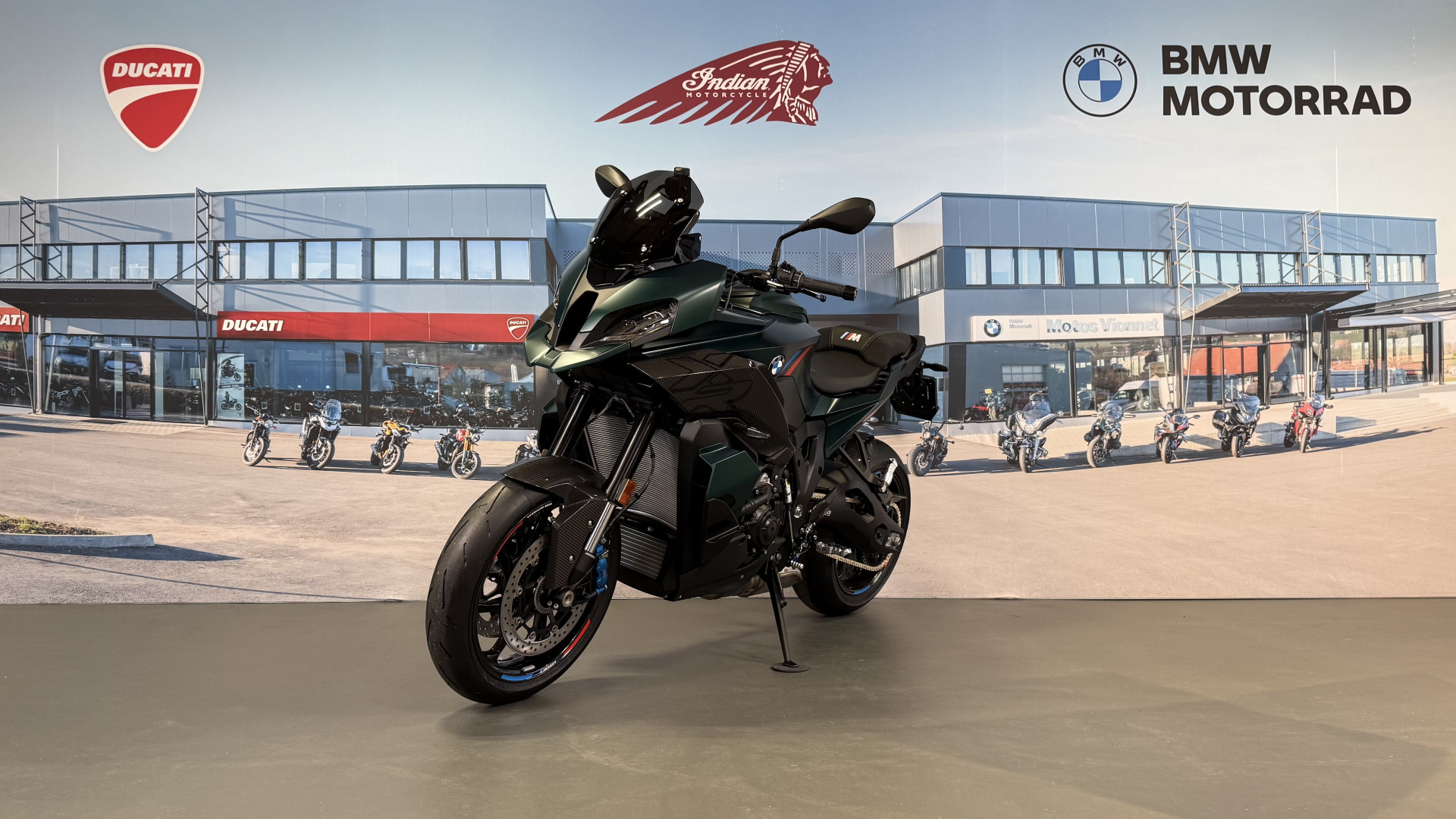 BMW M 1000 XR Competition Leasing à partir de 2.9%-showroom-element-2