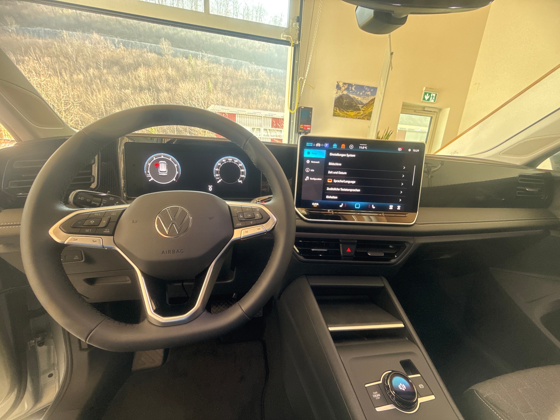 VW Tiguan 2.0 TSI Life United DSG 4motion-image-6
