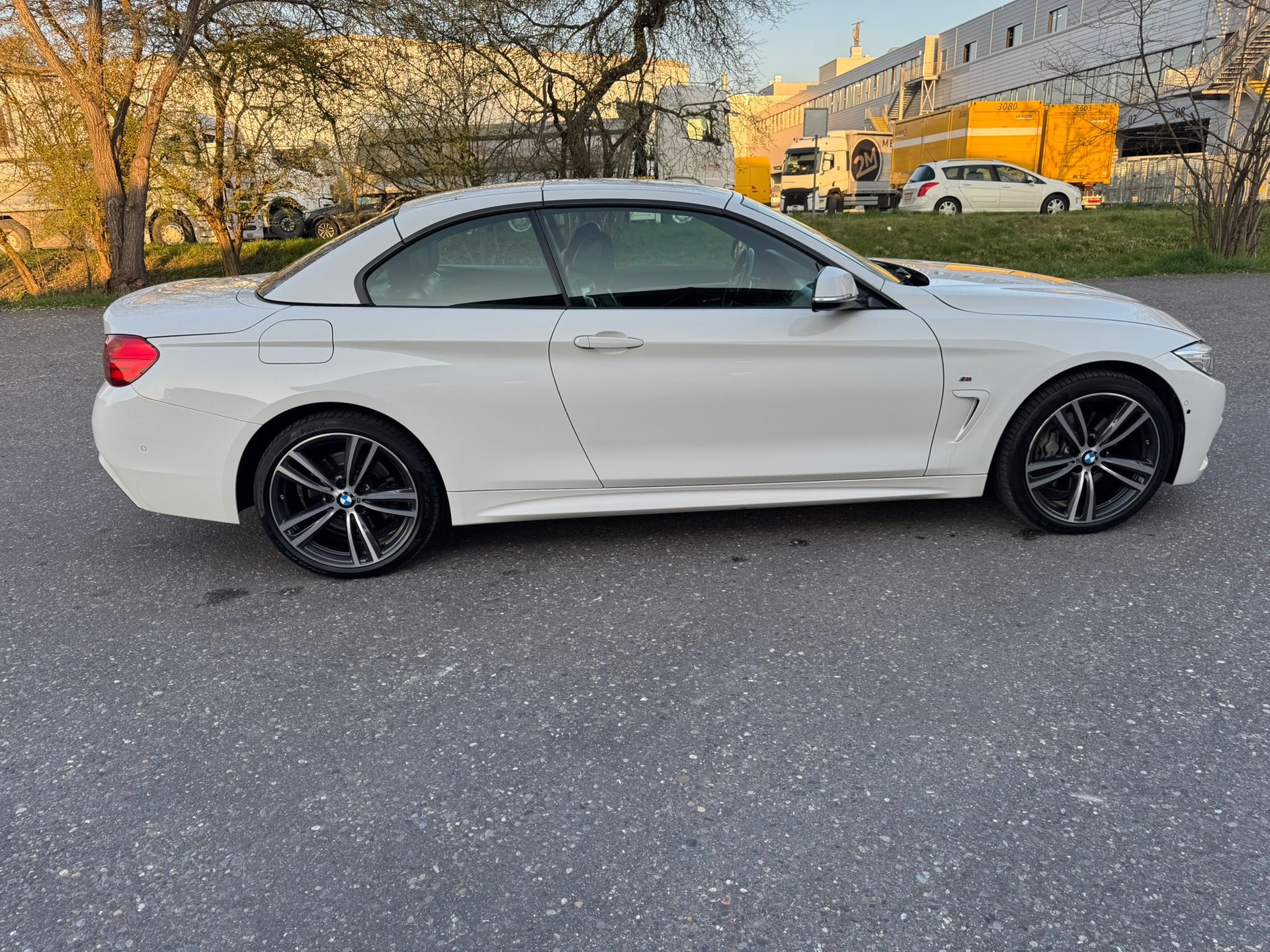BMW 435i Cabriolet xDrive M Sport Steptronic-image-9