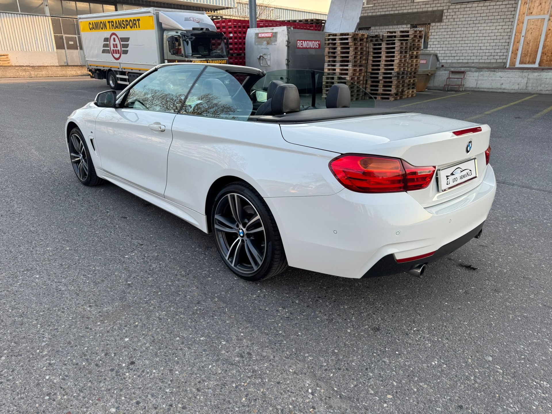 BMW 435i Cabriolet xDrive M Sport Steptronic-image-13