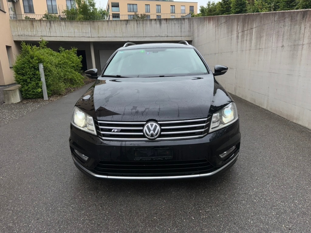 VW Passat Variant 2.0 TDI BMT R-Design 4M DSG-image-0
